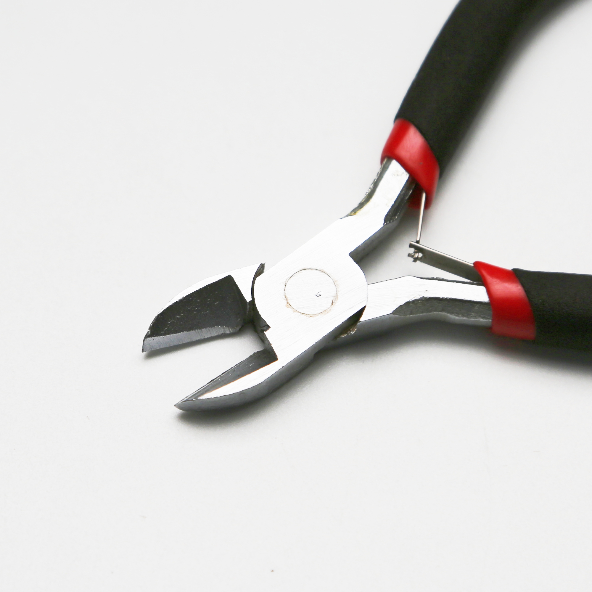 TMAX Needle Nose, Round Nose, Precision Cutting Jewelry Plier - Picture 15 of 16